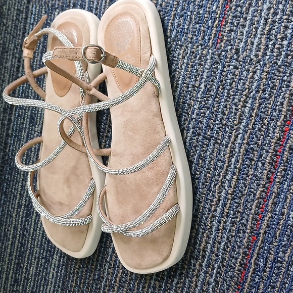 Vince Camuto Jimena Sandal Rhinestones 9M New - Picture 4 of 8